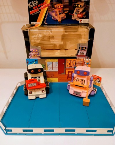 Mrs home robot - &,