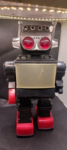 Robot saturn kamco - tv,